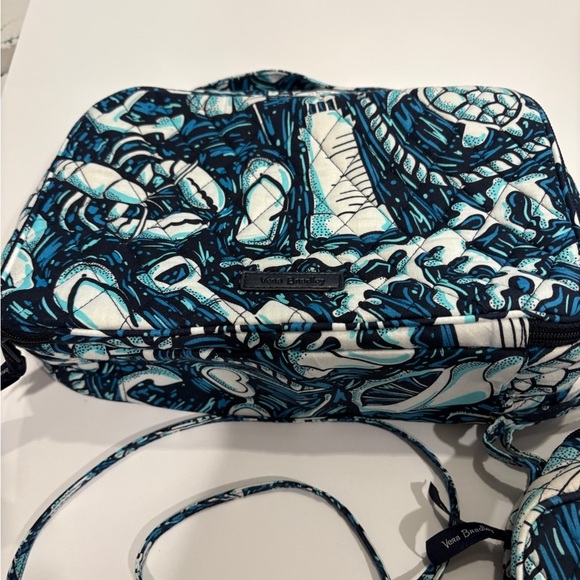 Vera Bradley 3 Pieces Vacation Bags/Wallet - Picture 6 of 6